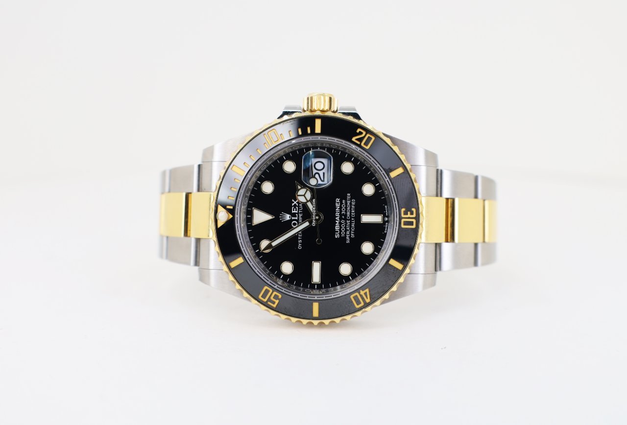 Rolex Submariner Date 18K Yellow Gold/Steel Black Dial 116613