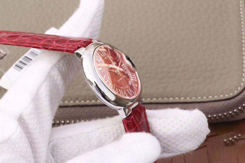 BALLON BLEU DE 33MM WSBB0022 TW FACTORY RED DIAL